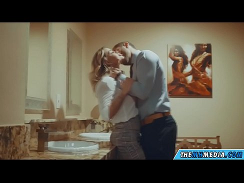 ❤️ Коли грудаста блондинка спокушає вас у громадському туалеті ❤️ Якісний секс на uk.pornolemon.ru ❌️